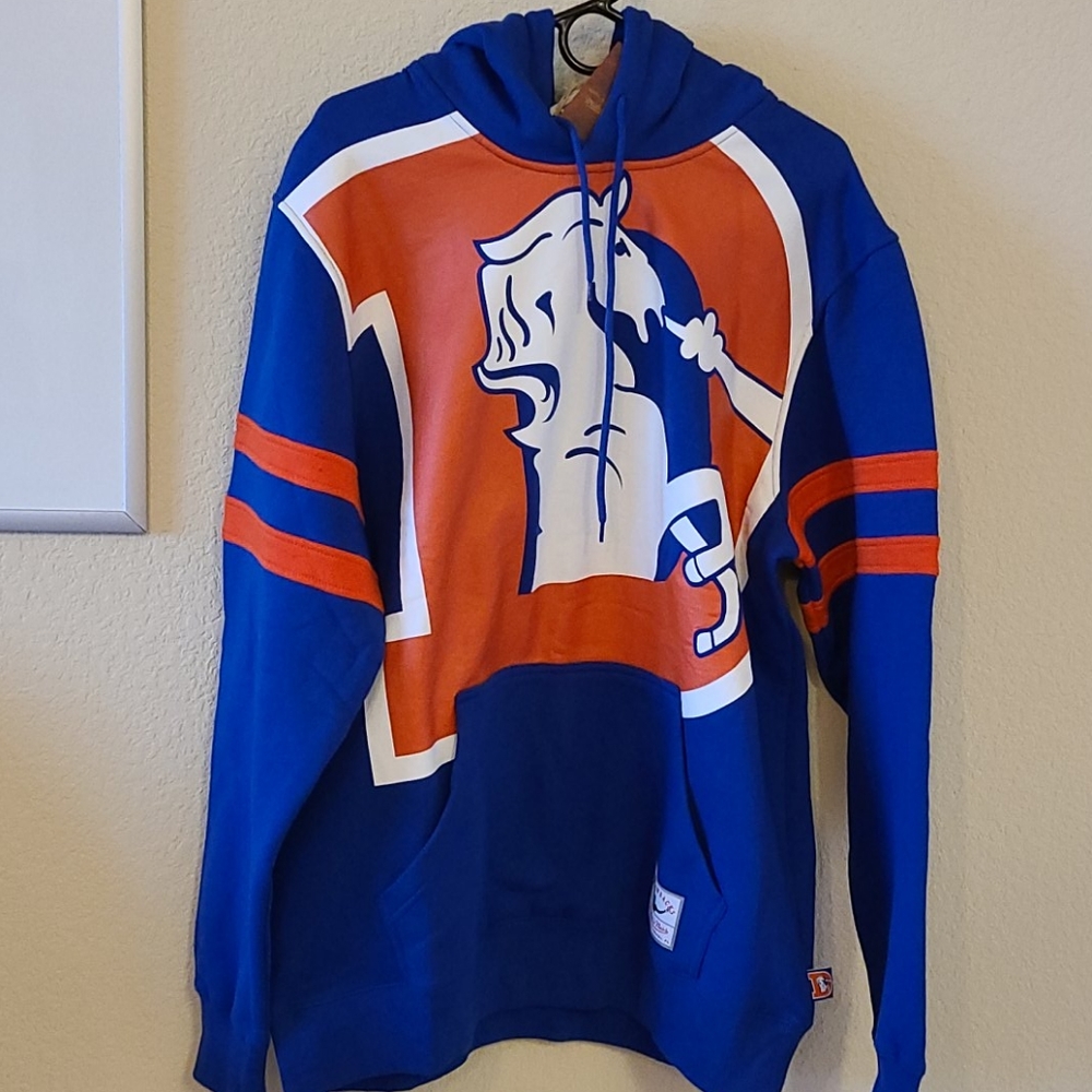 Vintage-Style Devner Broncos Hoodie